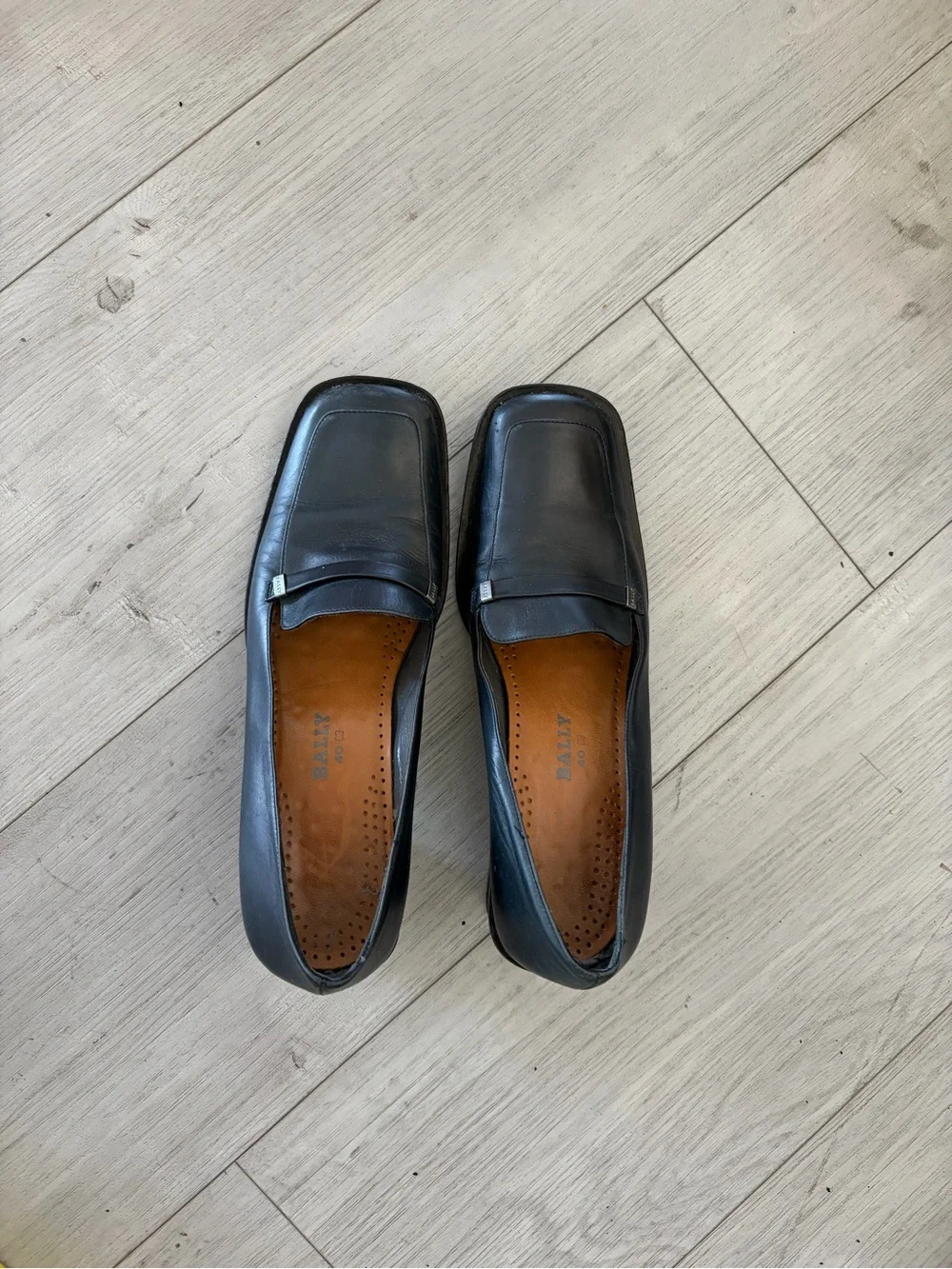 Vintage Bally Navy Leather Square-Toe Loafers